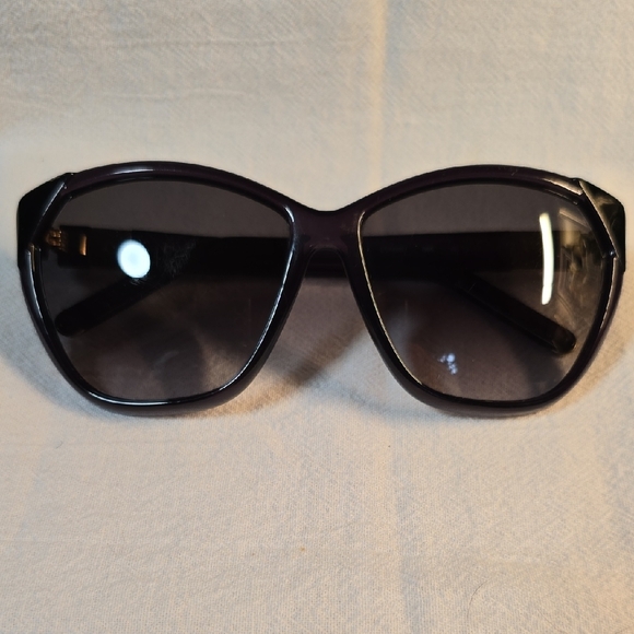CHLOE' Black Sunglasses Classic Accessories - Picture 7 of 9